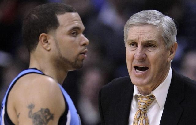 于积极引援 于积极引援